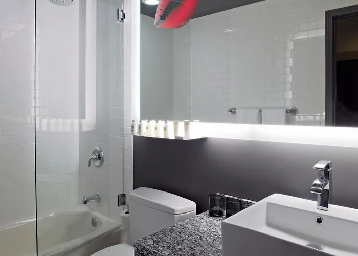 Acme Chicago, Outset Collection By Hilton Hotel