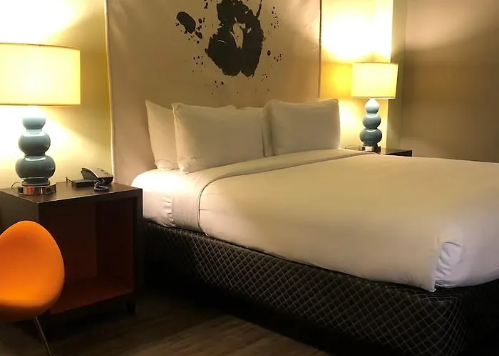 Acme Chicago, Outset Collection By Hilton 4*