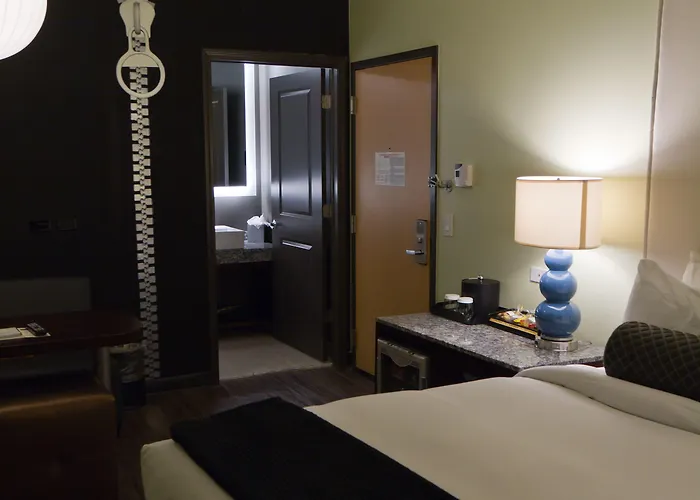 Hotel Acme Chicago, Outset Collection By Hilton Chicago