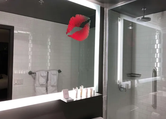 Hotel Acme Chicago, Outset Collection By Hilton Chicago