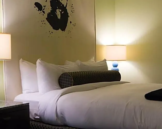Acme Chicago, Outset Collection By Hilton 4*