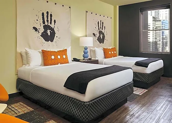 Acme Chicago, Outset Collection By Hilton